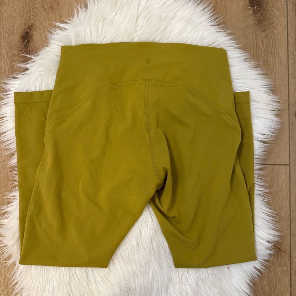 [Lululemon Athletica] Bright Green Leggings - Size 12 - Picture 5 of 6